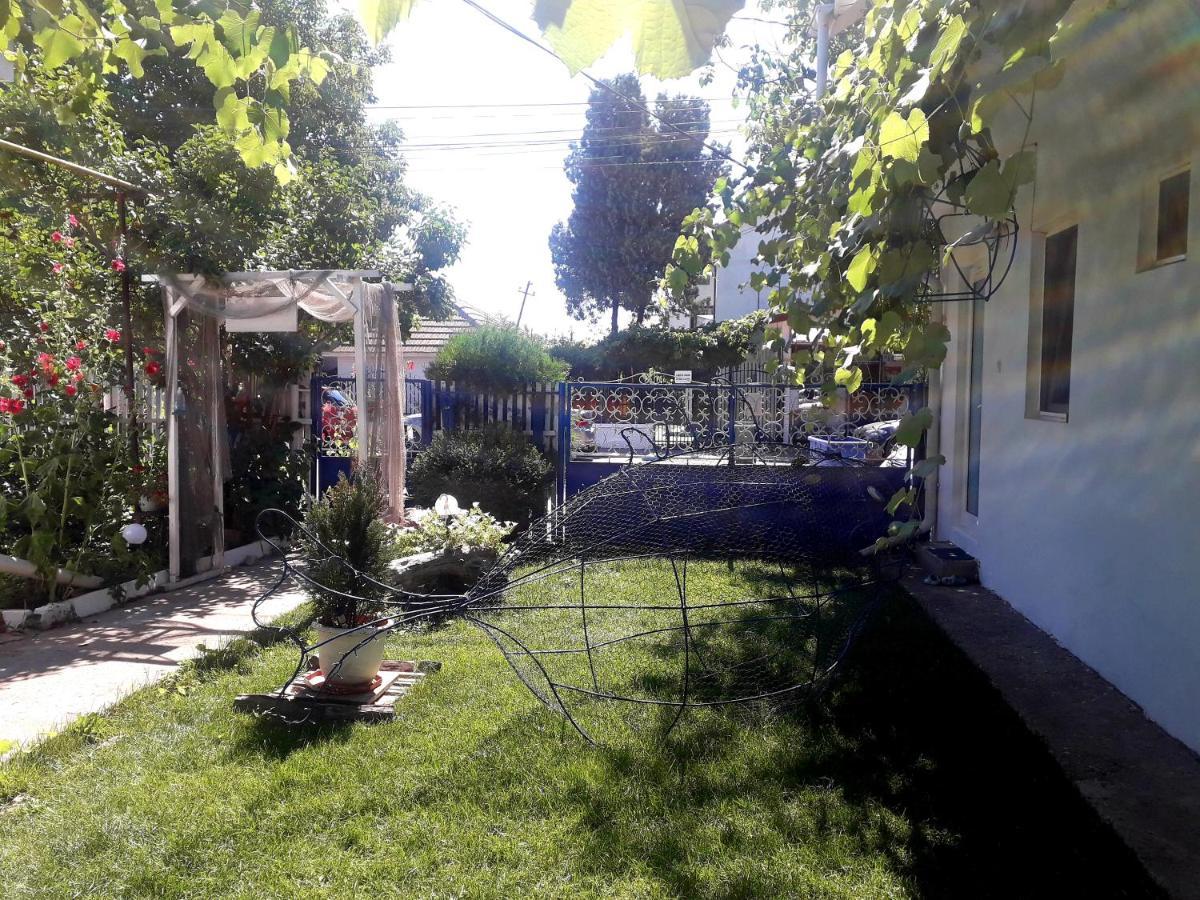 Casa Babica Guesthouse Costinești Exterior foto